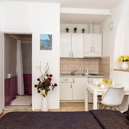 Apartment Luigi Makarska